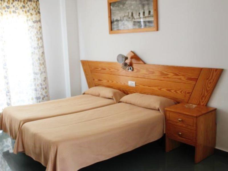 Apartamentos Guaquin Τορρεμολίνος Εξωτερικό φωτογραφία