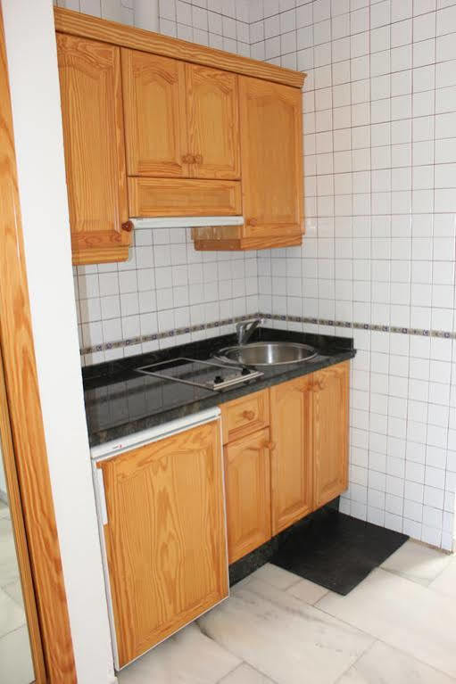 Apartamentos Guaquin Τορρεμολίνος Εξωτερικό φωτογραφία